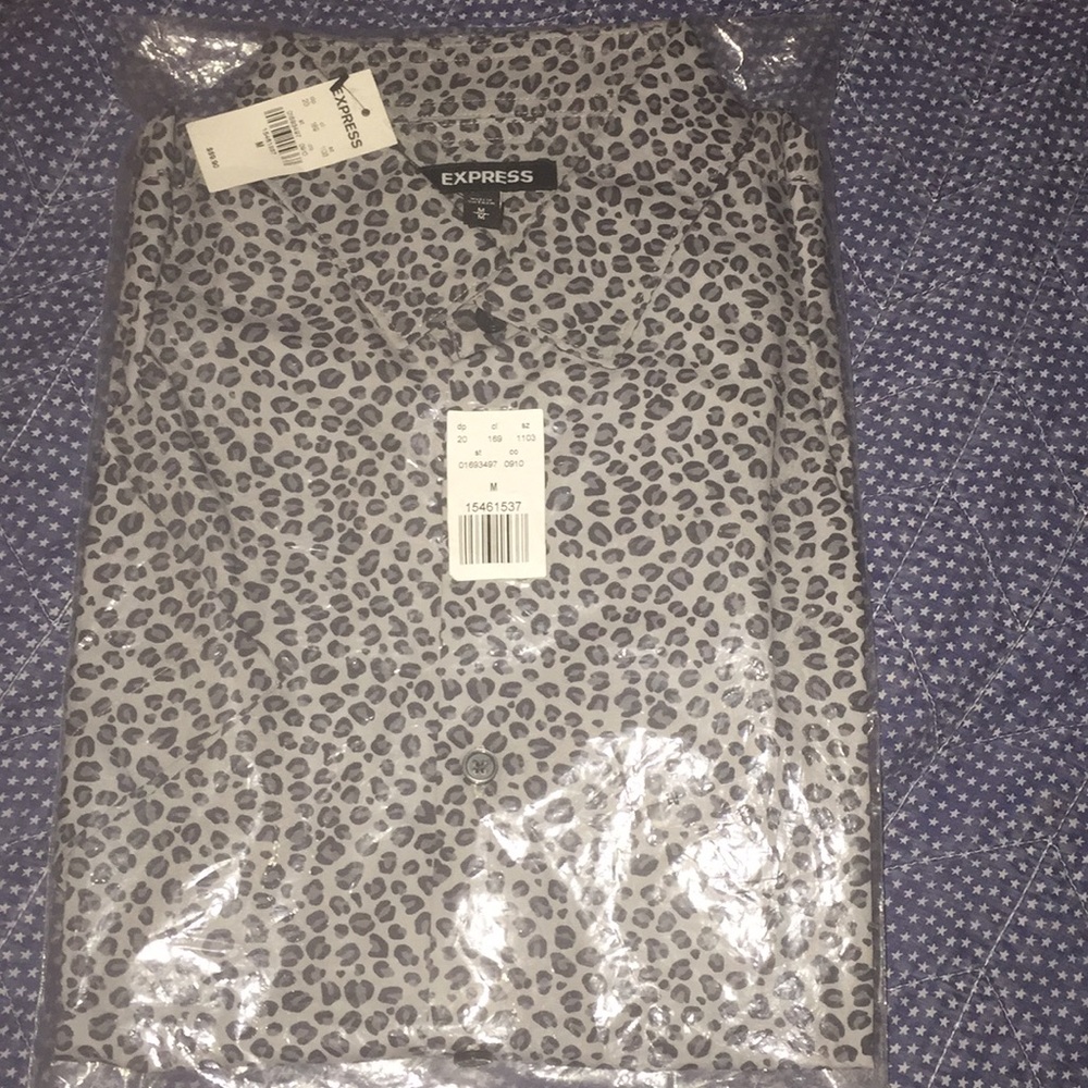 Express Men’s Leopard 🐆 Print Shirt